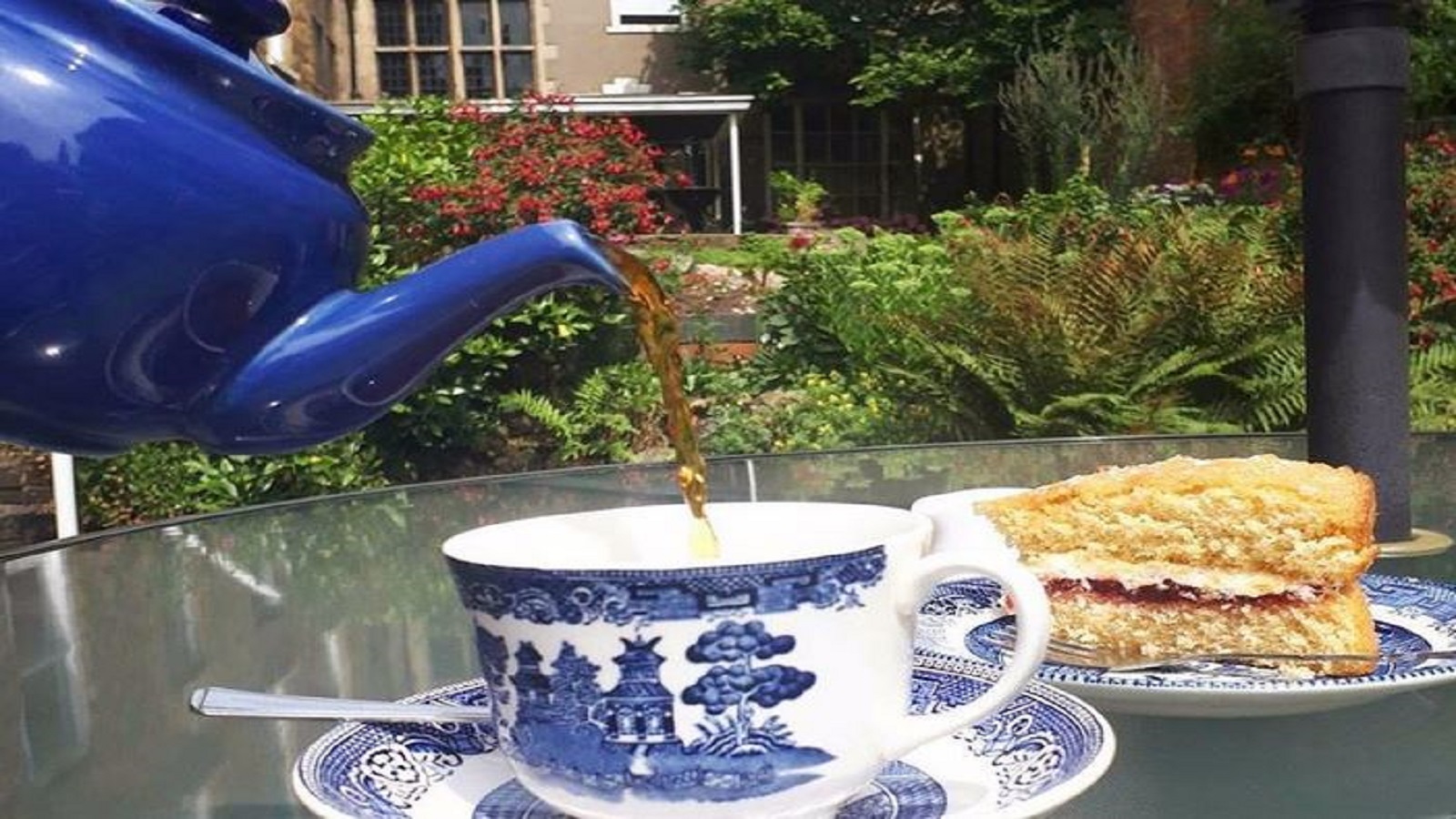 Coffee Lounge Northampton 241 With Dine Card