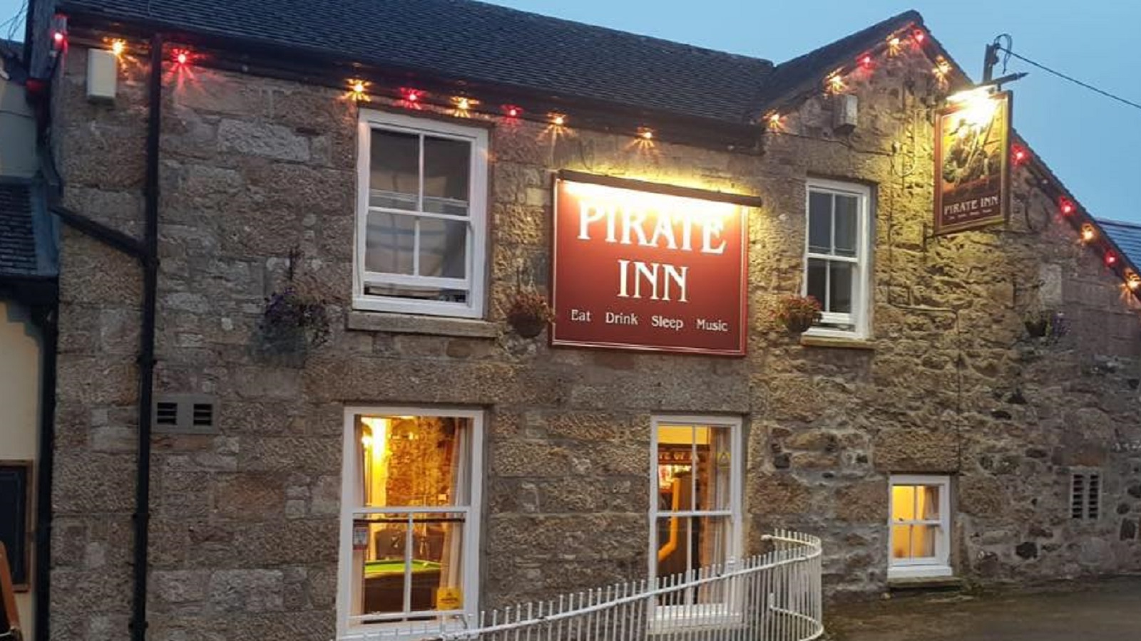 The Pirate Inn Penzance 25 Off Total Bill With Dine Card